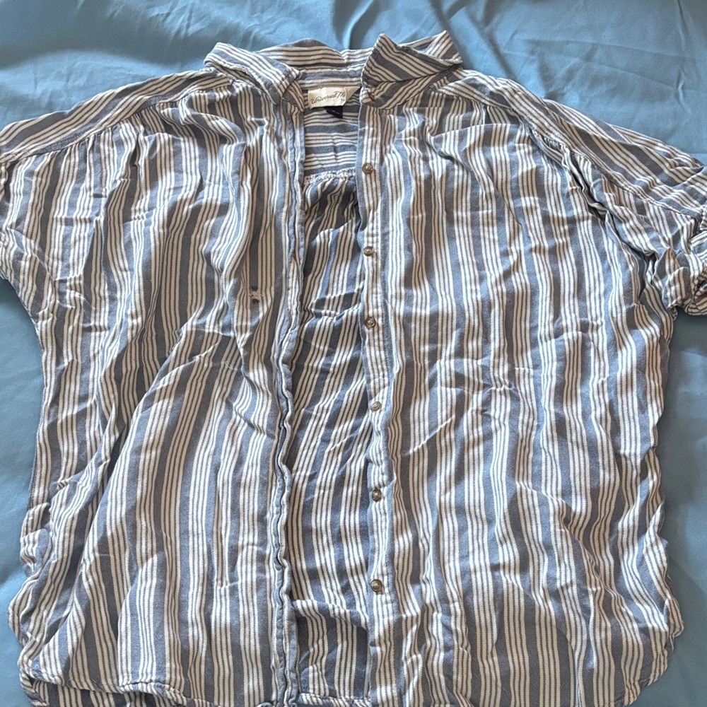 Universal Thread Casual Blue and White Striped Button Up Shirt